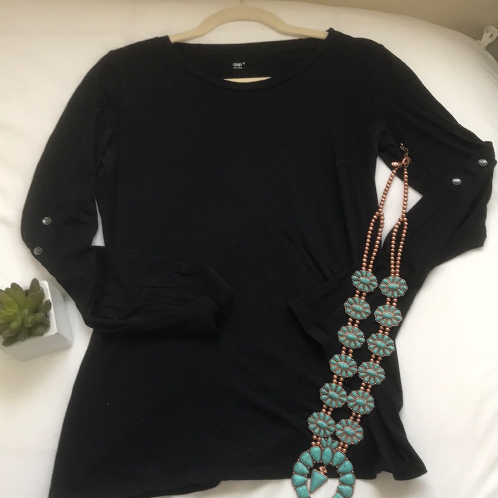 Black Long Sleeve Gap Shirt!